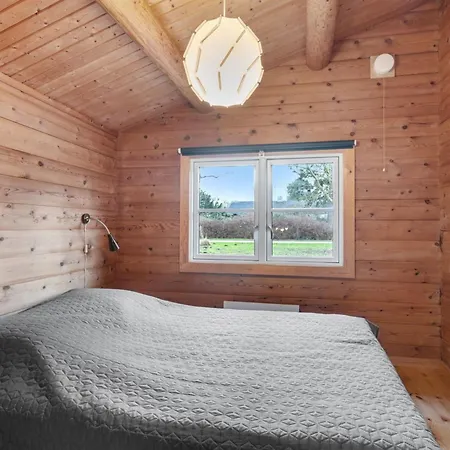 Doris - 150m From The Sea By Interhome *