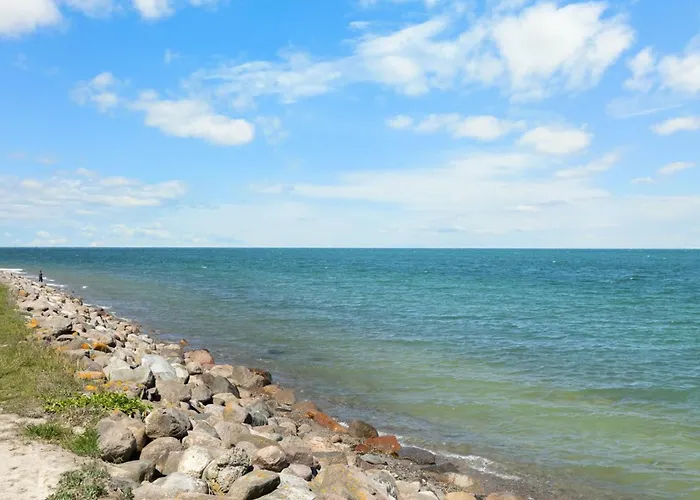 Doris - 150m From The Sea By Interhome