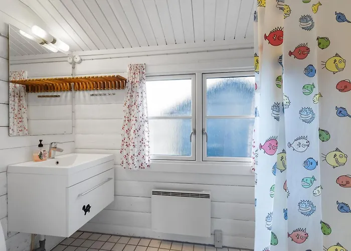 Doris - 150m From The Sea By Interhome *